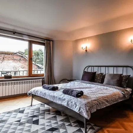 Appartamento Three Levelled Art In The Heart Of *
