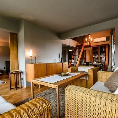 Appartement Three Levelled Art In The Heart Of *