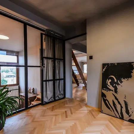 Appartamento Three Levelled Art In The Heart Of